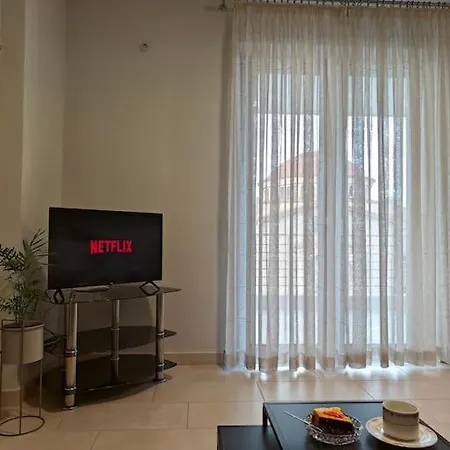 Margarita Flat Tripoli